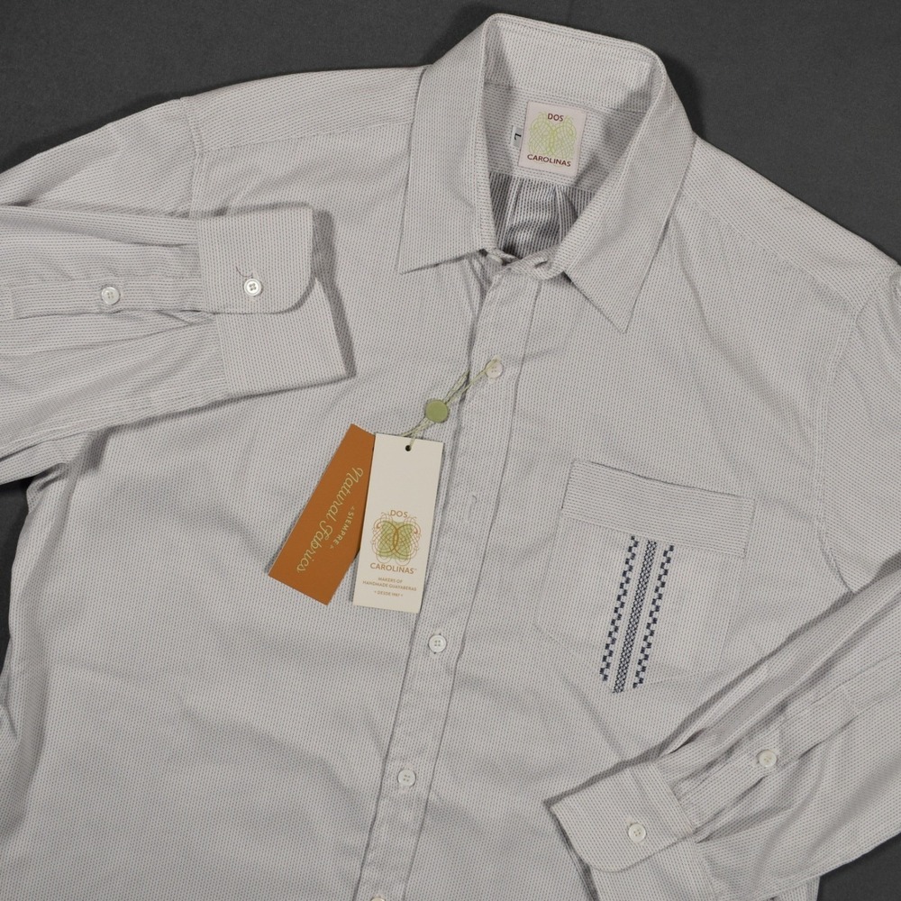Dos Carolinas Guayabera Mens Large White Blue Spotted Long Sleeve NWT